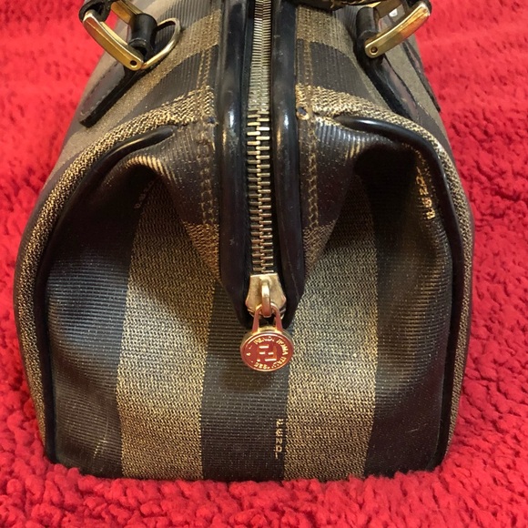 FENDI AUTHENTIC PEQUIN BOSTON BAG. EUC. - Picture 9 of 12